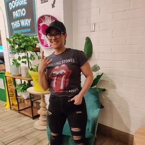 Meet your Posher, Rocio